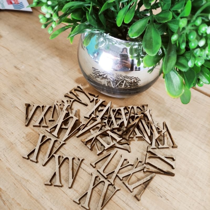 Kit Números- xv- 15 em Romanos  2,5cm e 5cm de Altura Cortado a Laser em MDF de 3mm crú